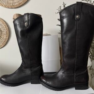 FRYE Melissa Double Sole Button Tall Lug Tall NWT 9.5